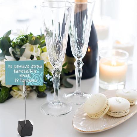 Place Card /Table Number Holder with Wood Cube Base and Clip (10 Pack) - Black - Image 4